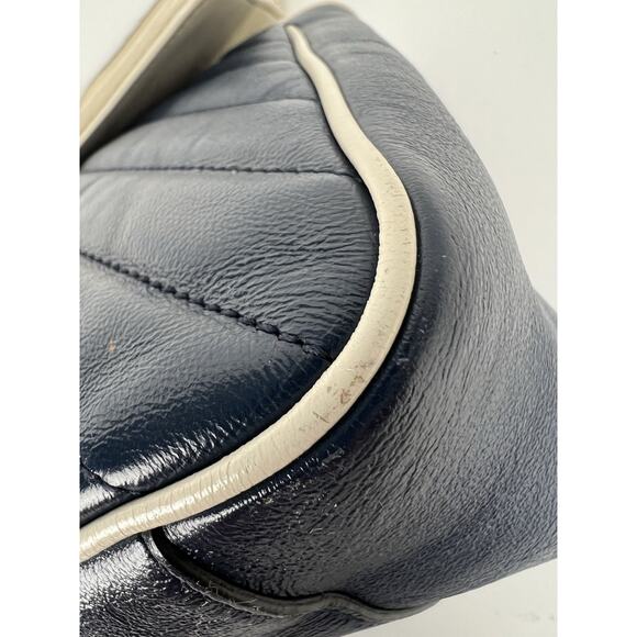 GUCCI Vintage Effect Calfskin Matelasse Medium Torchon Marmont Shoulder Bag - Picture 16 of 16